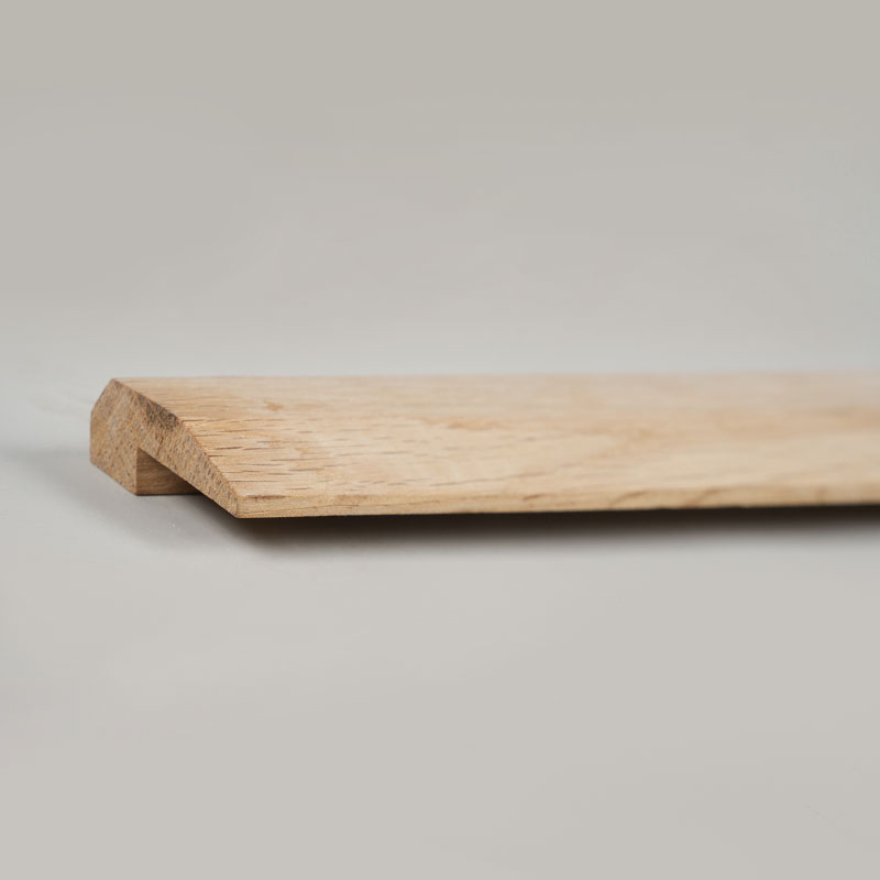 L-lajsna od cijelih trupaca bijelog hrasta (nedovršena boja) - prirodna boja hrasta 3/8'x1 31/32'