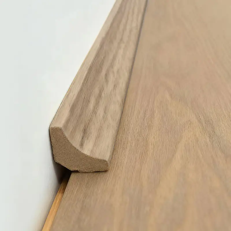 MDF unutarnja kutna letvica/Scotia letvica (omotana bijelim hrastovim furnirom + boja) - prirodna boja hrasta 7/8' x 7/8'